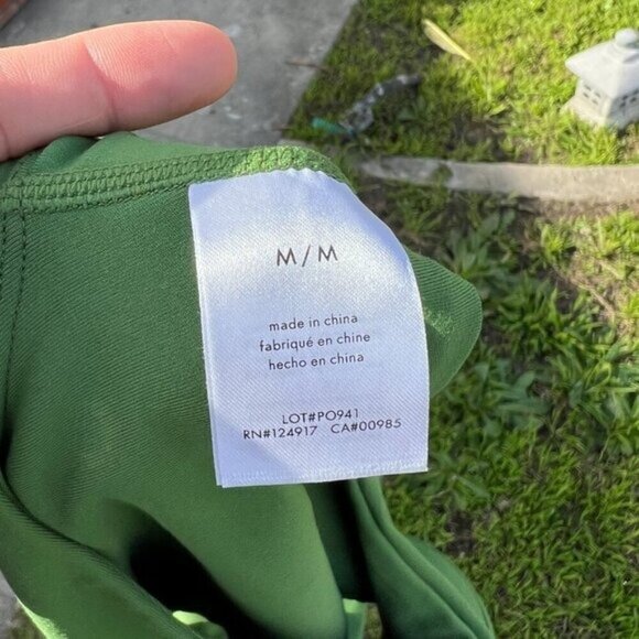 WeWoreWhat Revolve Womens Athletic Polo Bra Top MEDIUM In Court Green - Picture 6 of 7